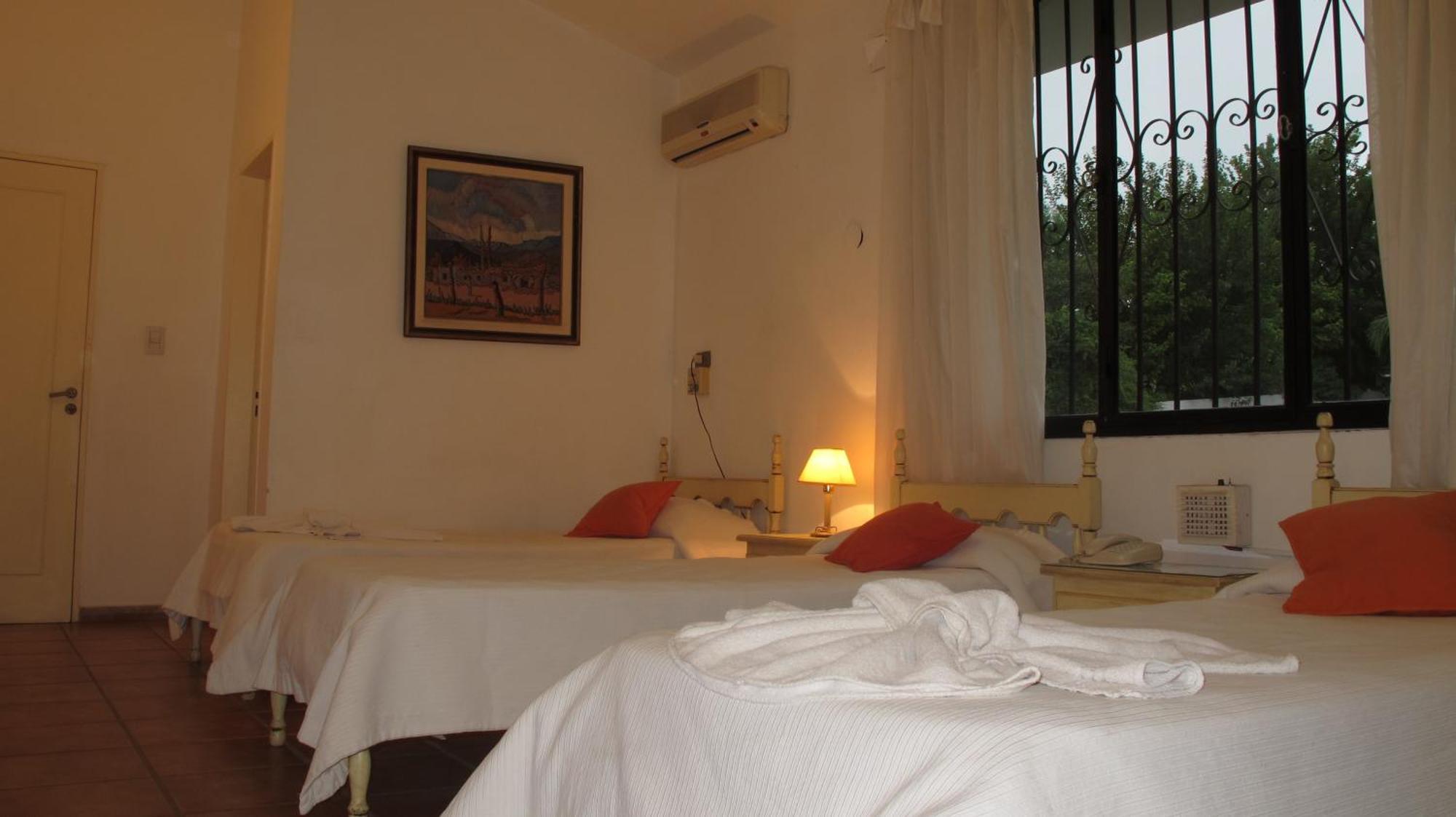 Portal De La Montana Hotel วิญาการ์ลอสปาซ ห้อง รูปภาพ