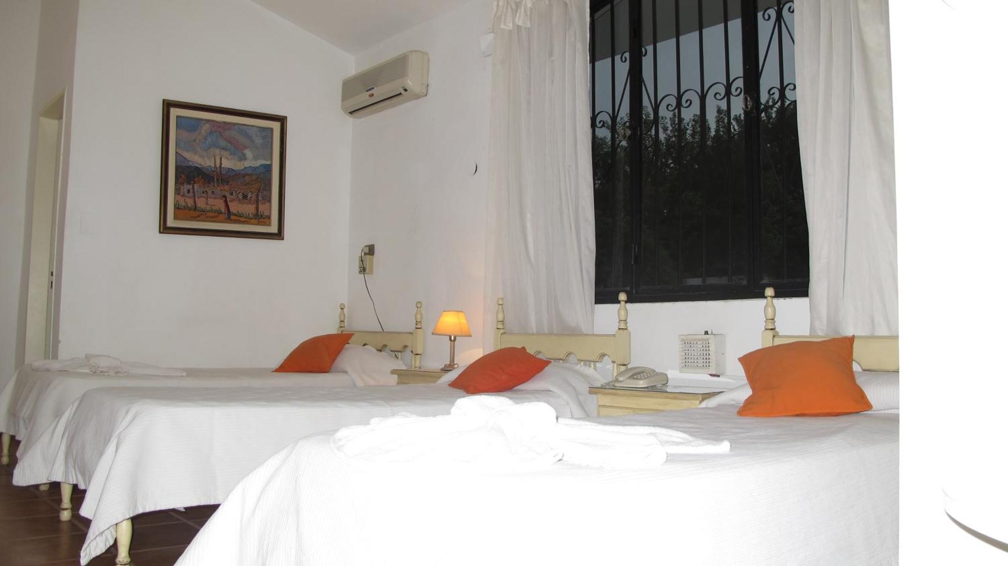 Portal De La Montana Hotel วิญาการ์ลอสปาซ ห้อง รูปภาพ