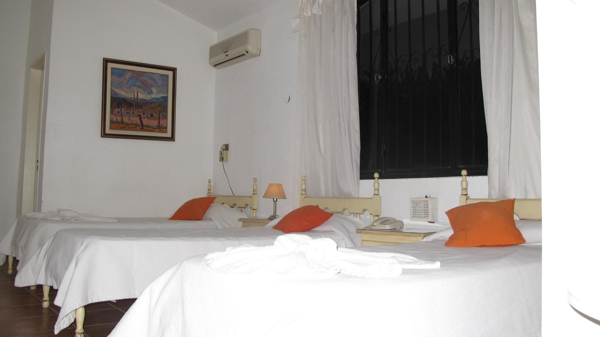 Portal De La Montana Hotel วิญาการ์ลอสปาซ ห้อง รูปภาพ
